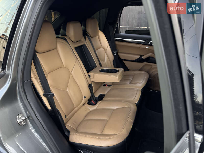Позашляховик / Кросовер Porsche Cayenne 2017 в Києві фото 10 Позашляховик / Кросовер Porsche Cayenne 2017 в Києві