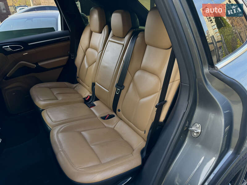 Позашляховик / Кросовер Porsche Cayenne 2017 в Києві фото 9 Позашляховик / Кросовер Porsche Cayenne 2017 в Києві