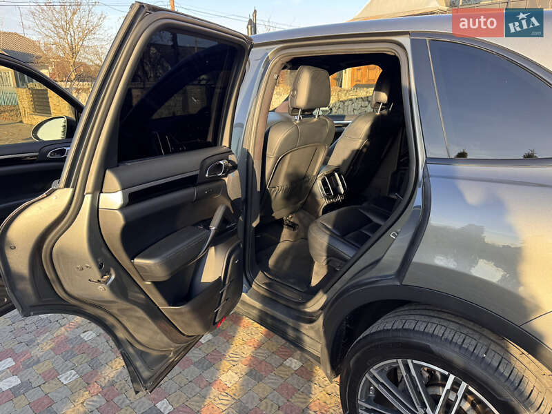 Позашляховик / Кросовер Porsche Cayenne 2014 в Калуші фото 15 Позашляховик / Кросовер Porsche Cayenne 2014 в Калуші