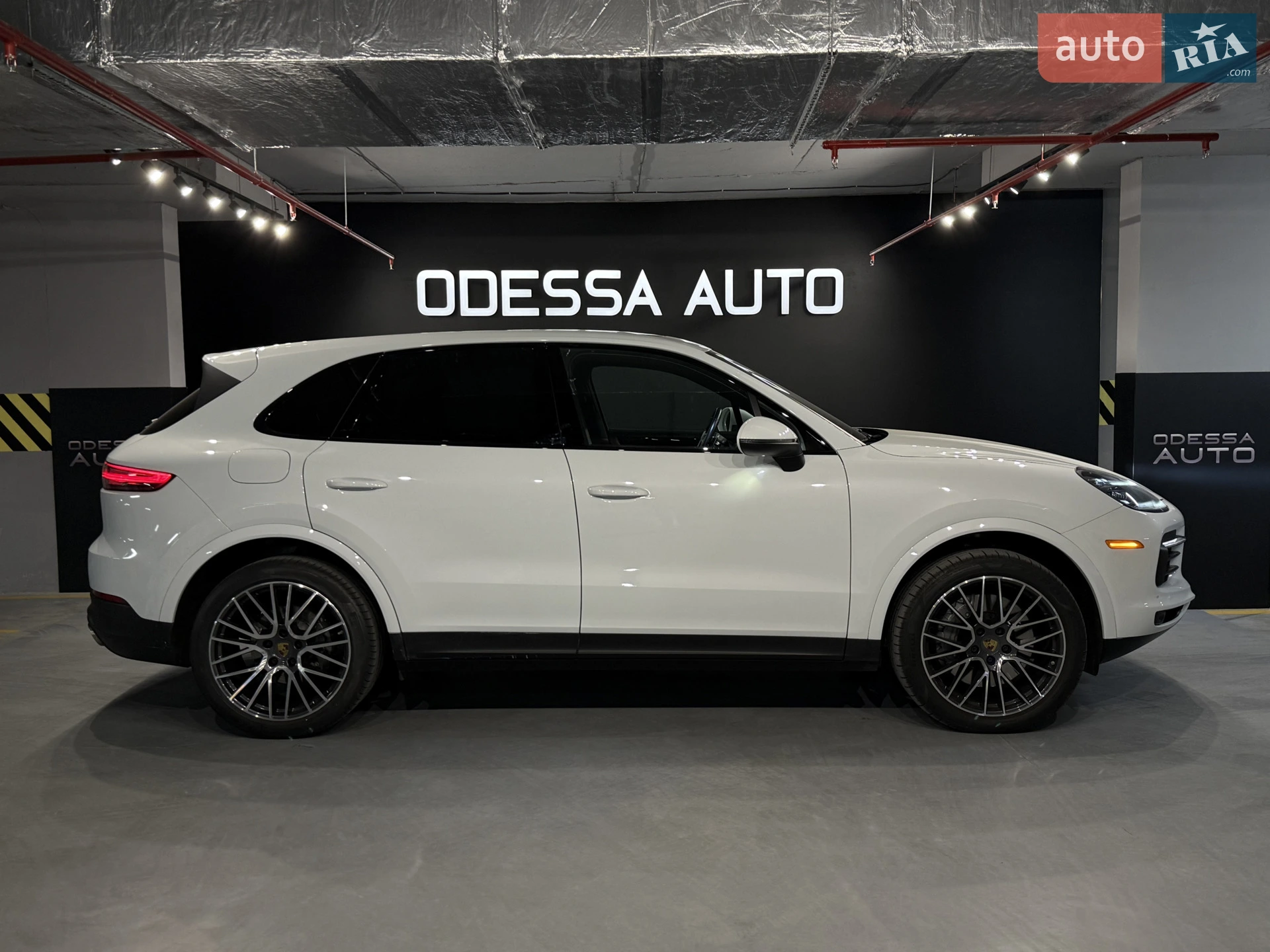 2021 Porsche Cayenne - мініатюра 10