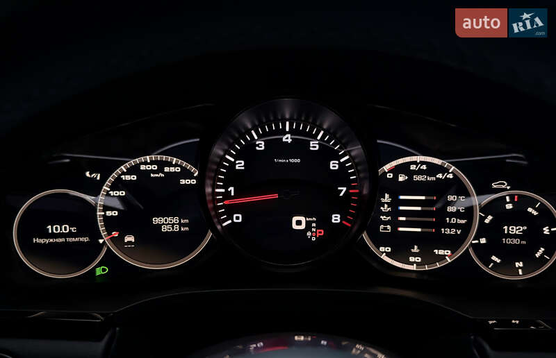 Позашляховик / Кросовер Porsche Cayenne 2017 в Харкові