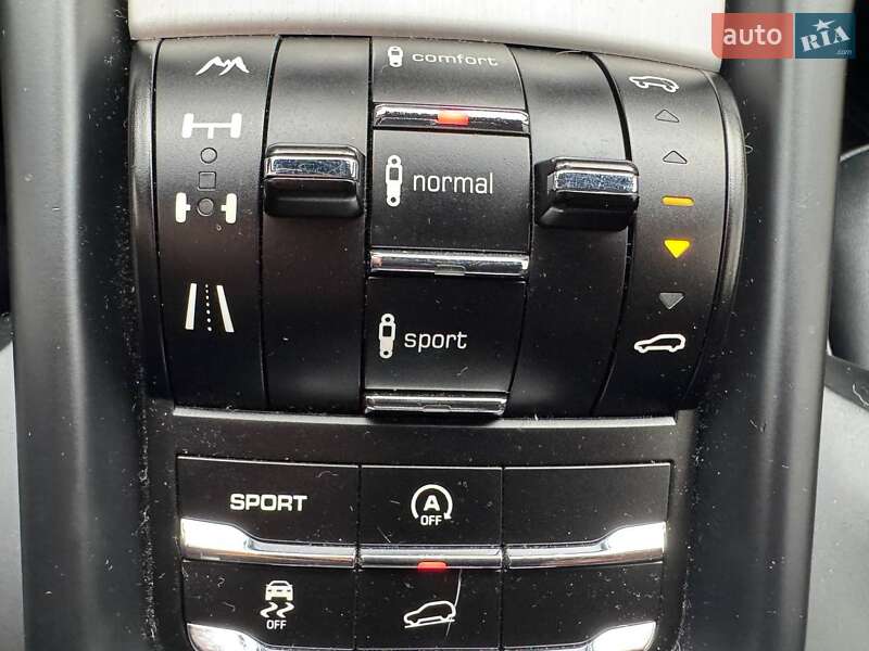 Позашляховик / Кросовер Porsche Cayenne 2012 в Києві фото 23 Позашляховик / Кросовер Porsche Cayenne 2012 в Києві