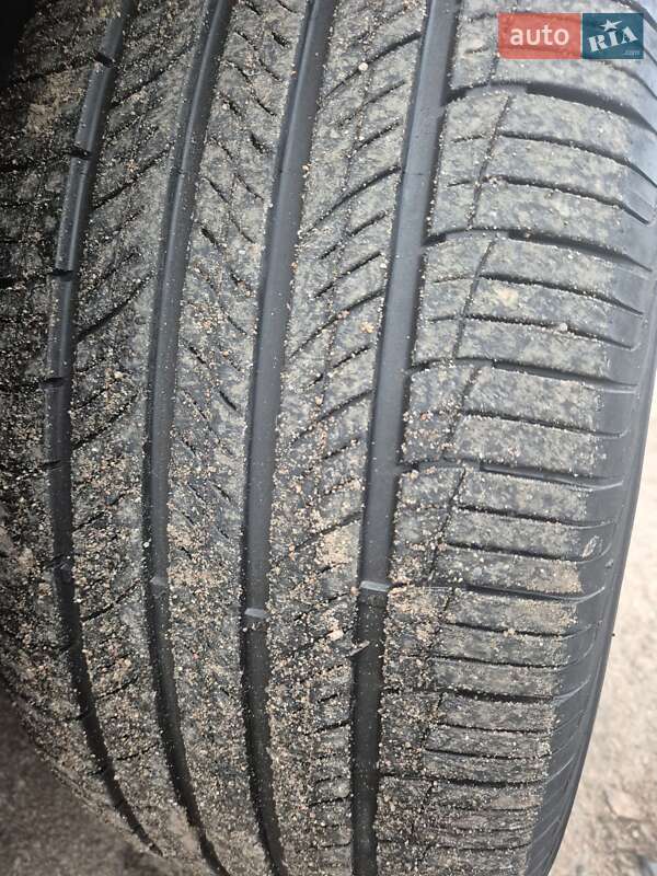 Внедорожник / Кроссовер Porsche Cayenne 2014 в Киеве