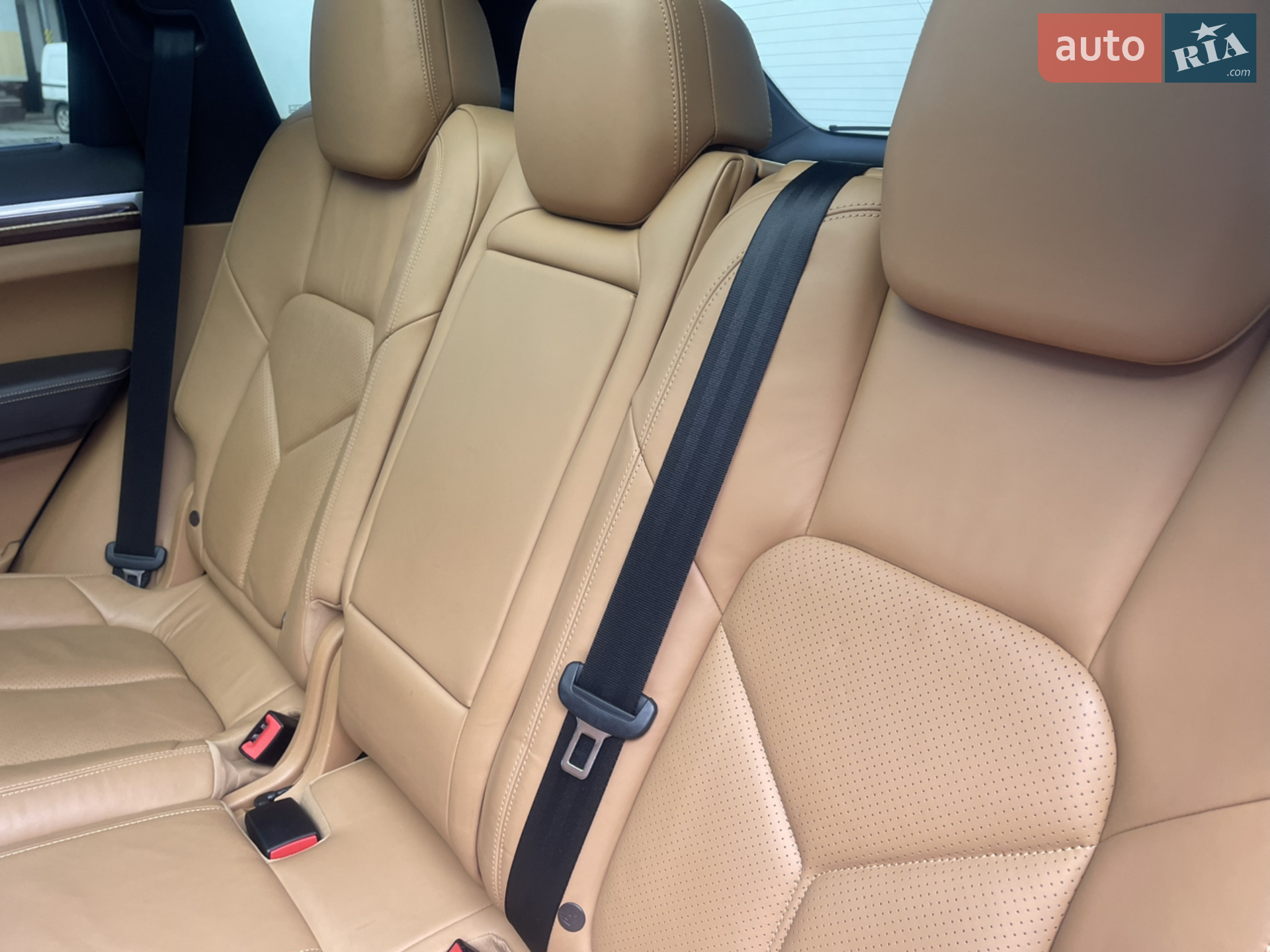 2013 Porsche Cayenne - мініатюра 39