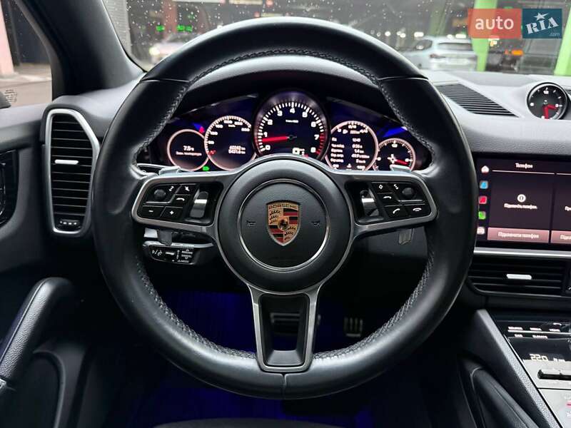 Позашляховик / Кросовер Porsche Cayenne 2021 в Києві