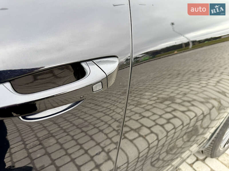 Внедорожник / Кроссовер Porsche Cayenne 2015 в Львове