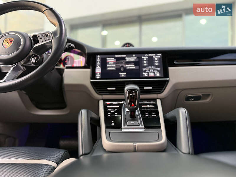 Внедорожник / Кроссовер Porsche Cayenne 2019 в Житомире фото 28 Внедорожник / Кроссовер Porsche Cayenne 2019 в Житомире