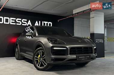 Позашляховик / Кросовер Porsche Cayenne 2018 в Одесі
