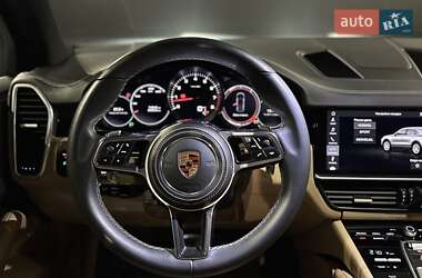 Позашляховик / Кросовер Porsche Cayenne 2018 в Одесі