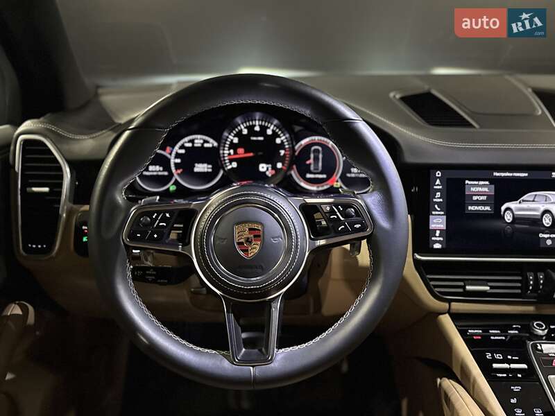 Внедорожник / Кроссовер Porsche Cayenne 2018 в Одессе