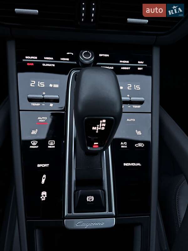 Позашляховик / Кросовер Porsche Cayenne 2018 в Києві