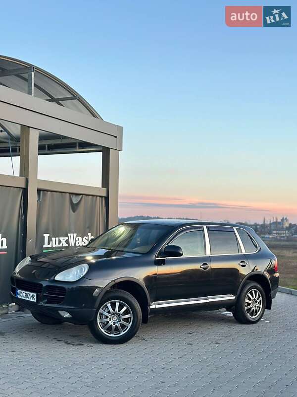 Позашляховик / Кросовер Porsche Cayenne 2004 в Шумську