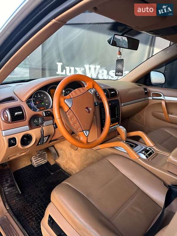 Позашляховик / Кросовер Porsche Cayenne 2004 в Шумську