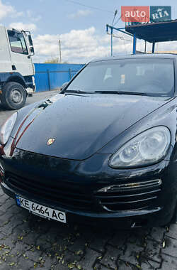 Внедорожник / Кроссовер Porsche Cayenne 2011 в Гадяче
