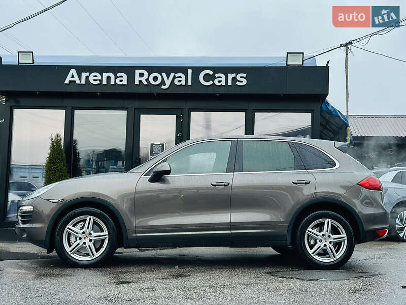 Позашляховик / Кросовер Porsche Cayenne 2012 в Харкові