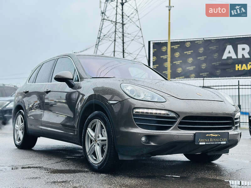 Позашляховик / Кросовер Porsche Cayenne 2012 в Харкові
