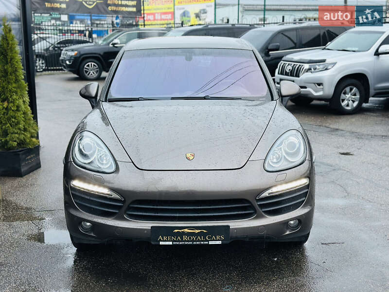Позашляховик / Кросовер Porsche Cayenne 2012 в Харкові