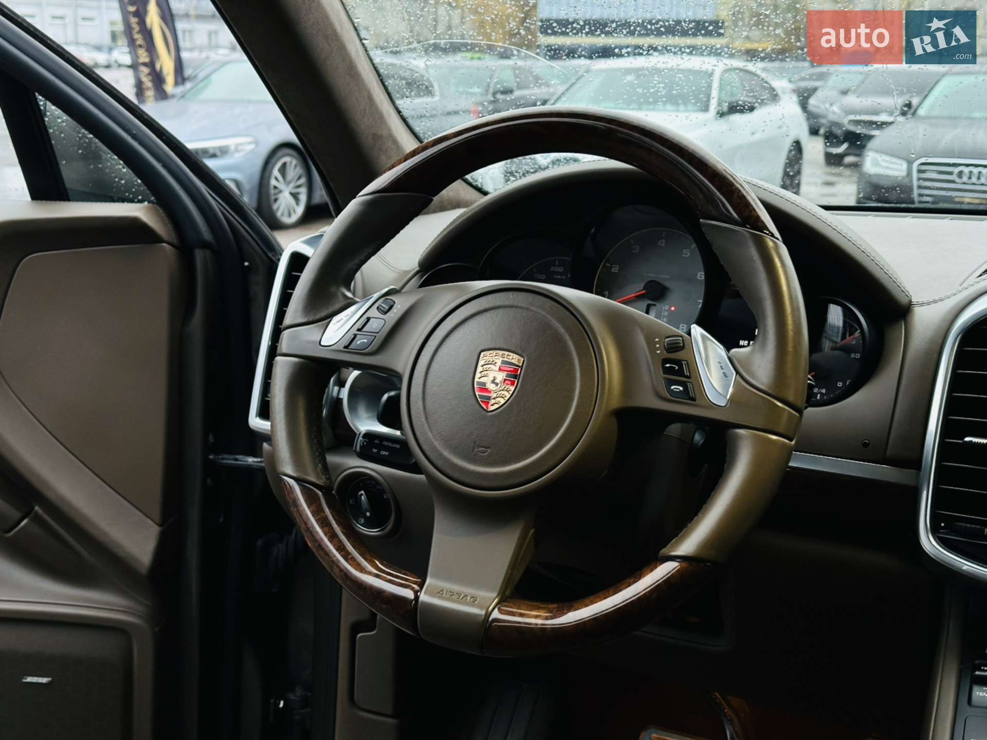 2012 Porsche Cayenne - мініатюра 25