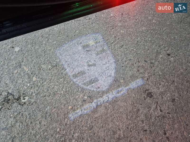 Внедорожник / Кроссовер Porsche Cayenne 2013 в Ровно