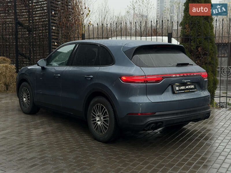 Внедорожник / Кроссовер Porsche Cayenne 2018 в Киеве