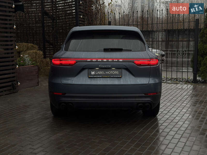 Внедорожник / Кроссовер Porsche Cayenne 2018 в Киеве