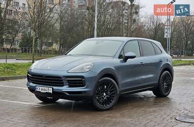 Внедорожник / Кроссовер Porsche Cayenne 2018 в Киеве