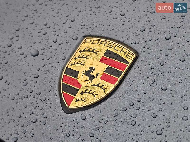 Позашляховик / Кросовер Porsche Cayenne 2018 в Києві