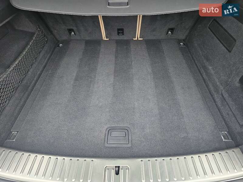 Позашляховик / Кросовер Porsche Cayenne 2018 в Києві