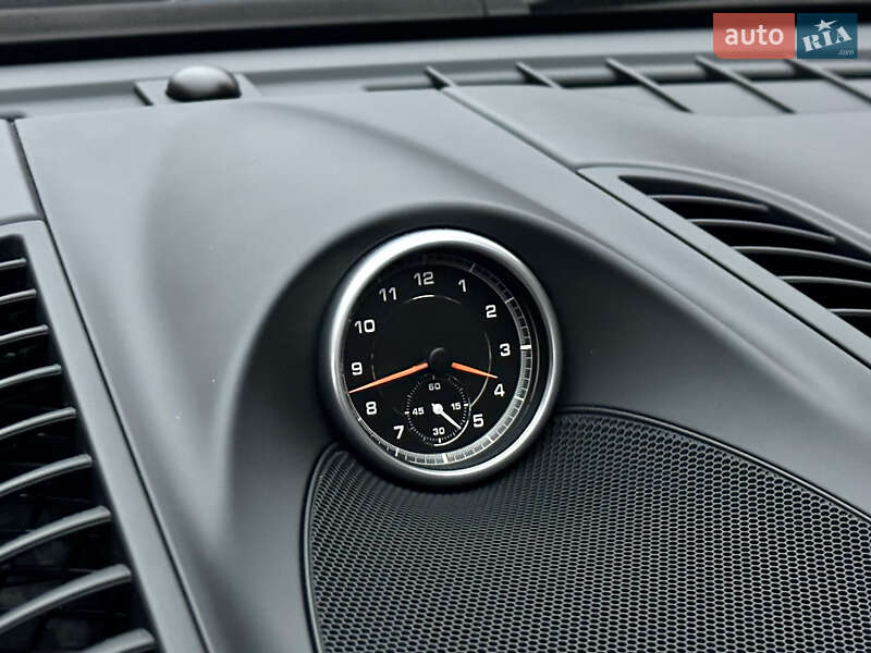 Внедорожник / Кроссовер Porsche Cayenne 2016 в Харькове