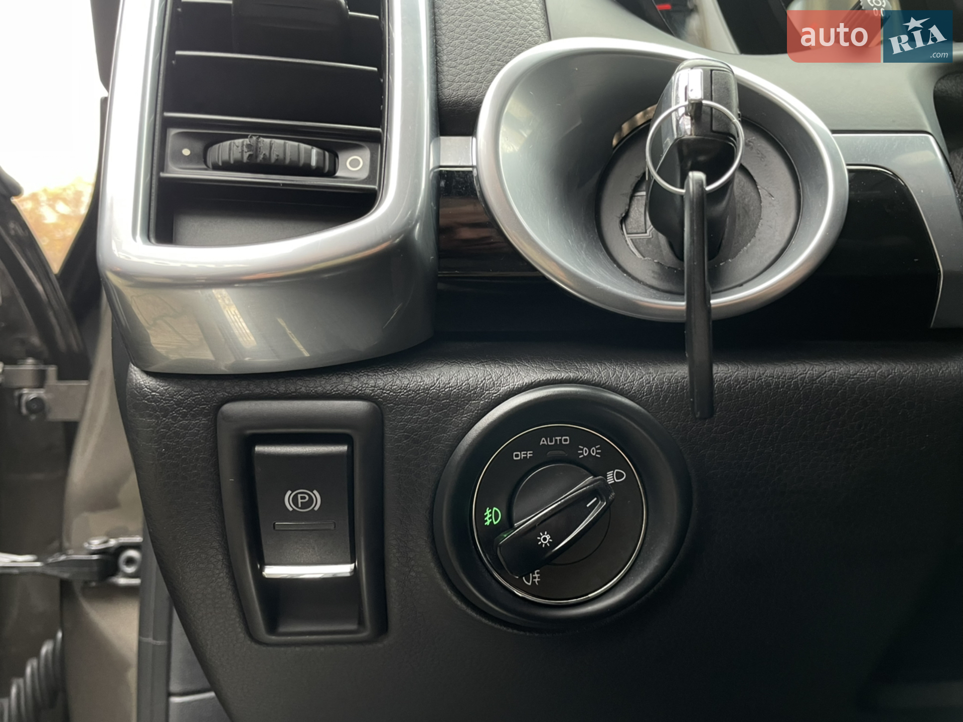 2012 Porsche Cayenne - мініатюра 13