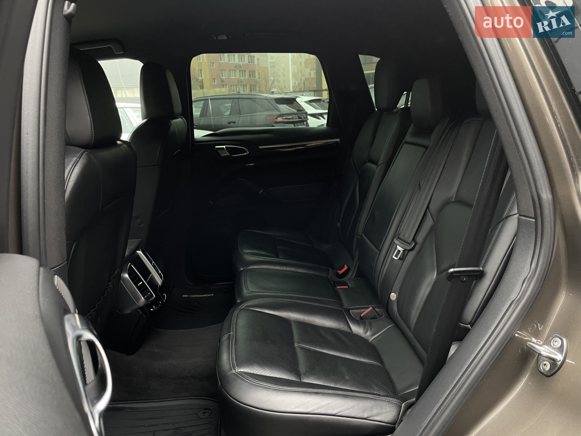 2012 Porsche Cayenne - мініатюра 21
