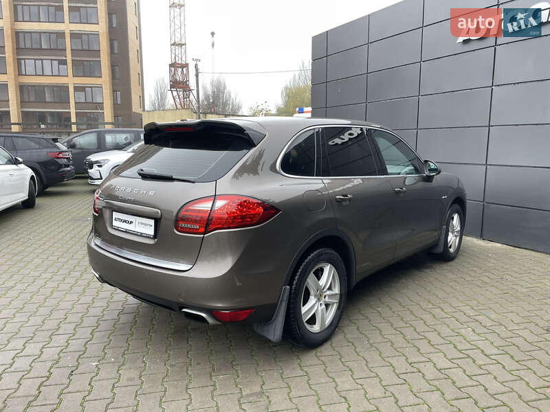 Внедорожник / Кроссовер Porsche Cayenne 2012 в Одессе