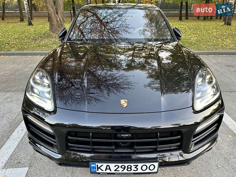 Внедорожник / Кроссовер Porsche Cayenne 2018 в Киеве