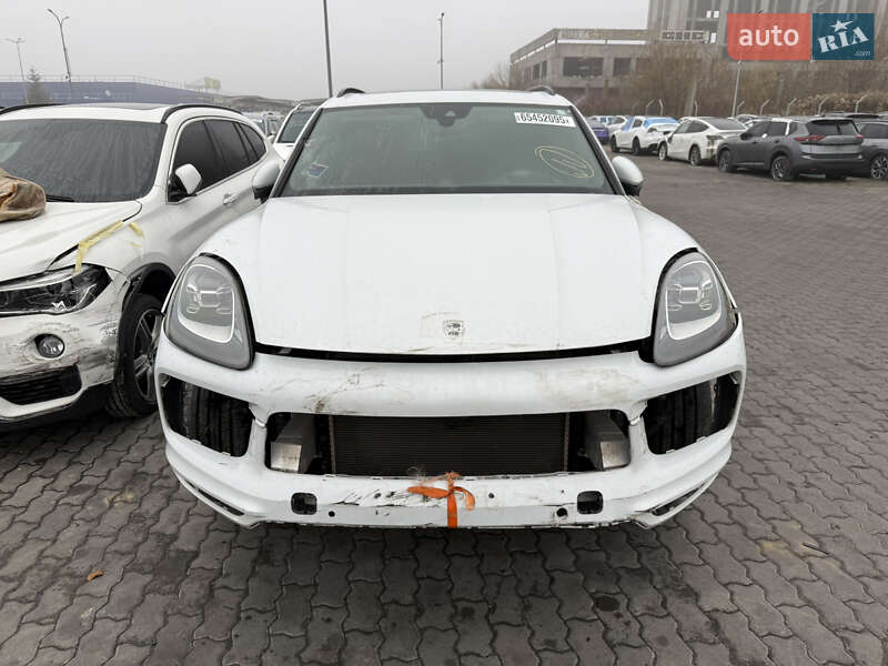 Позашляховик / Кросовер Porsche Cayenne 2019 в Львові