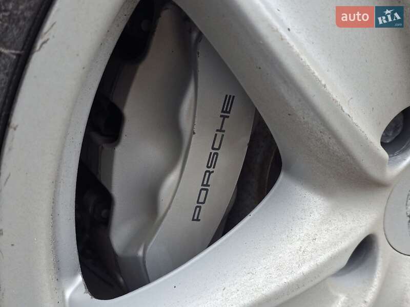 Внедорожник / Кроссовер Porsche Cayenne 2012 в Тернополе