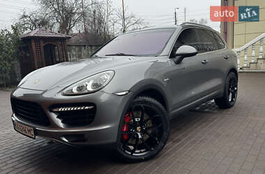 Позашляховик / Кросовер Porsche Cayenne 2010 в Києві