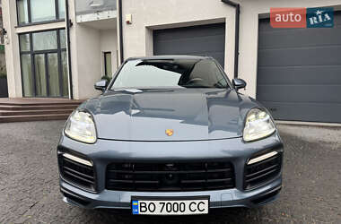 Внедорожник / Кроссовер Porsche Cayenne 2018 в Тернополе
