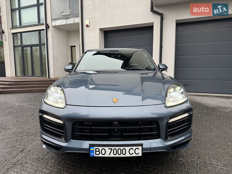Внедорожник / Кроссовер Porsche Cayenne 2018 в Тернополе