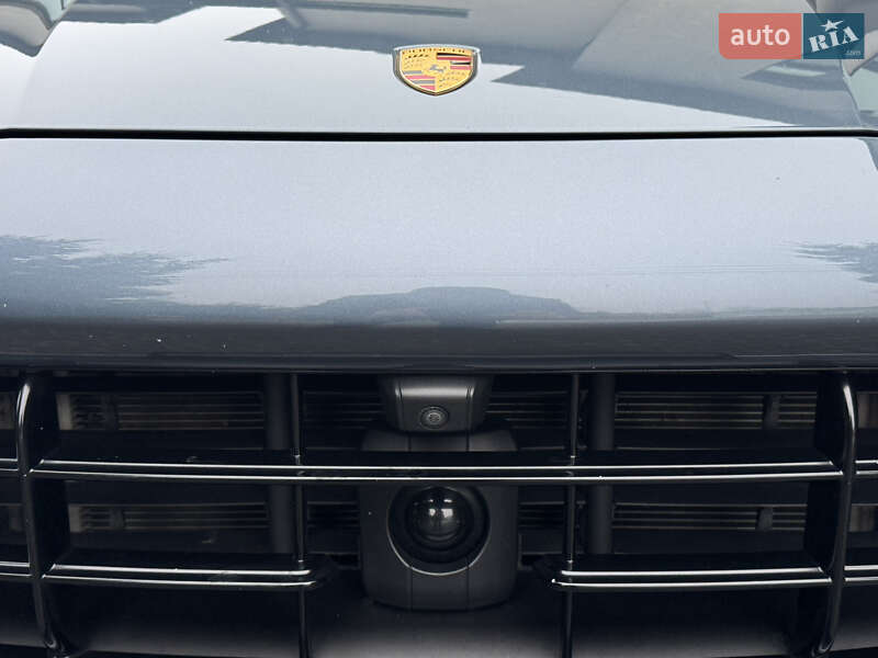 Внедорожник / Кроссовер Porsche Cayenne 2018 в Тернополе