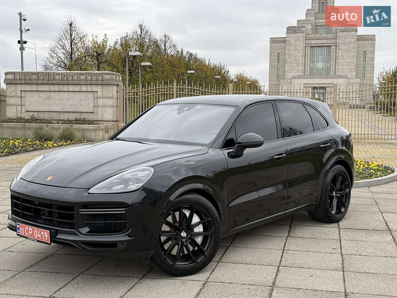 Позашляховик / Кросовер Porsche Cayenne 2019 в Києві