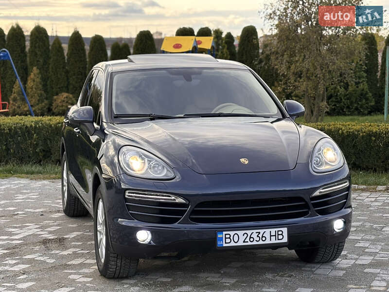 Позашляховик / Кросовер Porsche Cayenne 2011 в Тернополі