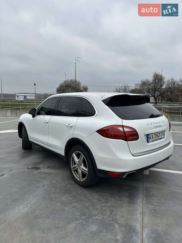 Внедорожник / Кроссовер Porsche Cayenne 2013 в Киеве фото 6 Внедорожник / Кроссовер Porsche Cayenne 2013 в Киеве