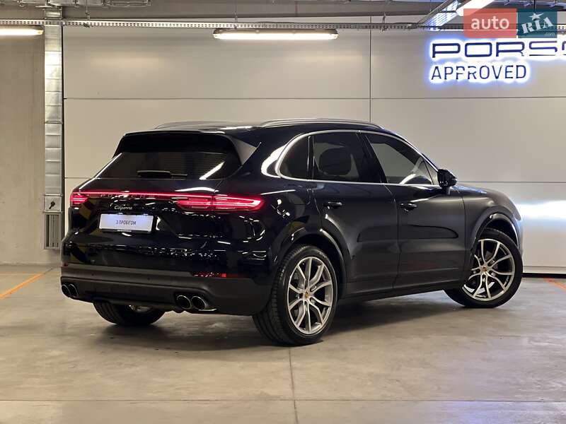 Позашляховик / Кросовер Porsche Cayenne 2021 в Києві