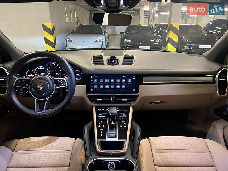 Позашляховик / Кросовер Porsche Cayenne 2021 в Києві
