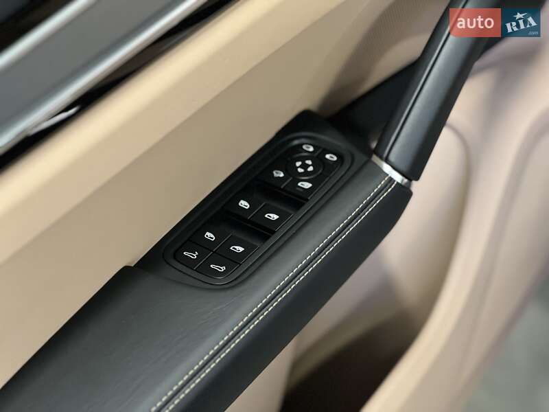 Позашляховик / Кросовер Porsche Cayenne 2021 в Києві