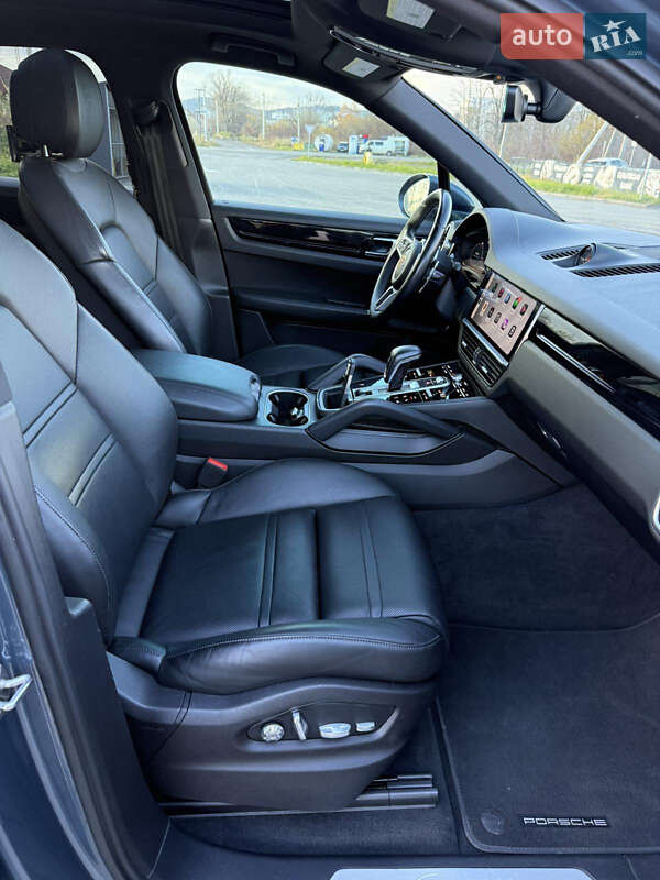 Внедорожник / Кроссовер Porsche Cayenne 2018 в Львове фото 15 Внедорожник / Кроссовер Porsche Cayenne 2018 в Львове