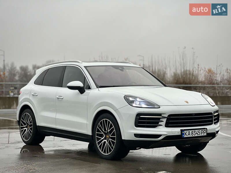 Внедорожник / Кроссовер Porsche Cayenne 2017 в Киеве