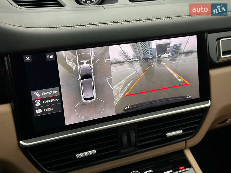 Внедорожник / Кроссовер Porsche Cayenne 2017 в Киеве