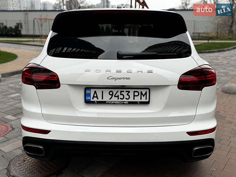 Внедорожник / Кроссовер Porsche Cayenne 2017 в Киеве