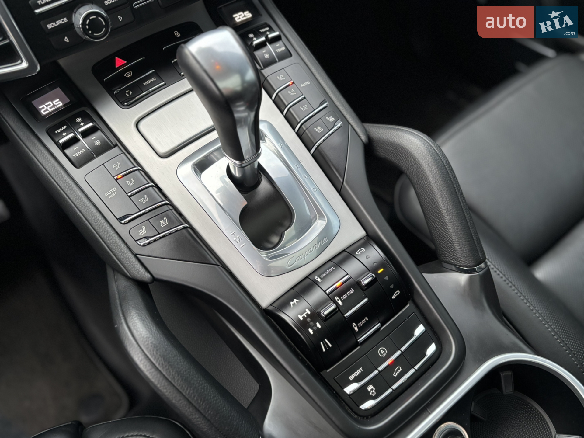 2013 Porsche Cayenne - мініатюра 18